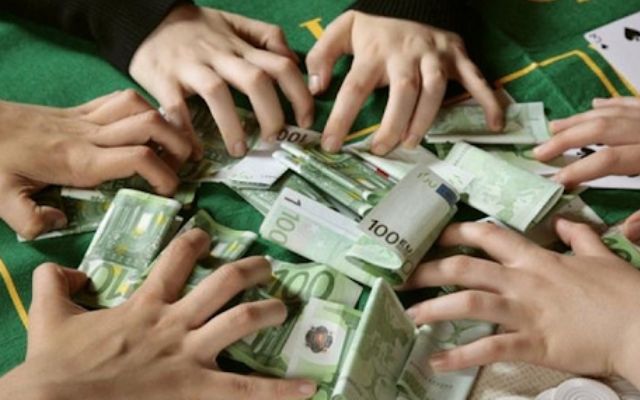 Xuống tiền với số tiền phù hợp với tình hình tài chính hiện tại
